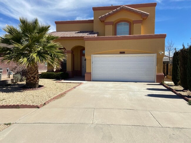 3600 Sandy Plateau Cir in El Paso, TX - Building Photo - Building Photo