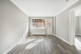 4680 Bourret in Montréal, QC - Building Photo - Building Photo