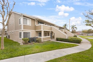 904 Fairway Ave in Colton, CA - Building Photo