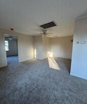 305 E Park Ave in Gallatin, TN - Building Photo