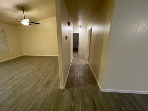 8019 S Muddy Creek Dr in Tucson, AZ - Building Photo - Building Photo