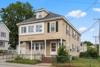 25 Plympton St in Waltham, MA - Building Photo - Building Photo