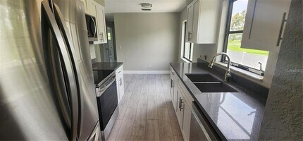 541 E Virginia Ave in Punta Gorda, FL - Building Photo - Building Photo