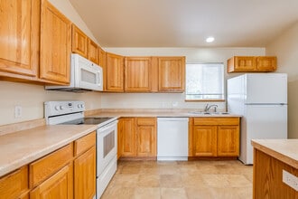 Marina View Apartments in Sturgeon Bay, WI - Foto de edificio - Interior Photo