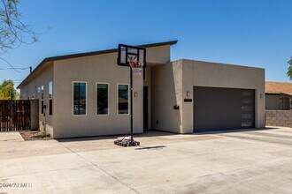 1005 E Weldon Ave in Phoenix, AZ - Building Photo - Building Photo