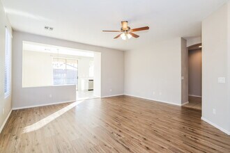 1931 S Noble in Mesa, AZ - Foto de edificio - Building Photo