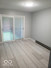 4929 Mt Vernon Dr in Indianapolis, IN - Building Photo - Building Photo