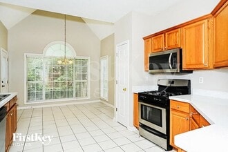 115 Willow Hill Ln in Stockbridge, GA - Building Photo - Building Photo