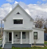 1003 S Main St in Ann Arbor, MI - Building Photo
