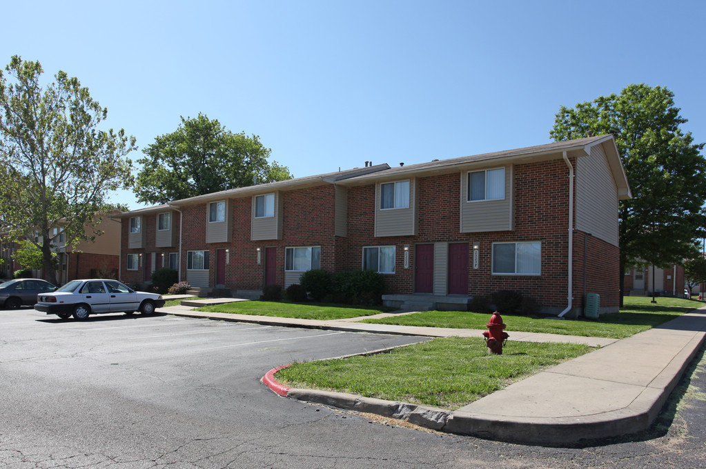Highland Park Townhomes Topeka, KS Apartments For Rent