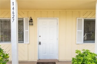 4627 Bayshore Dr in Naples, FL - Building Photo - Building Photo