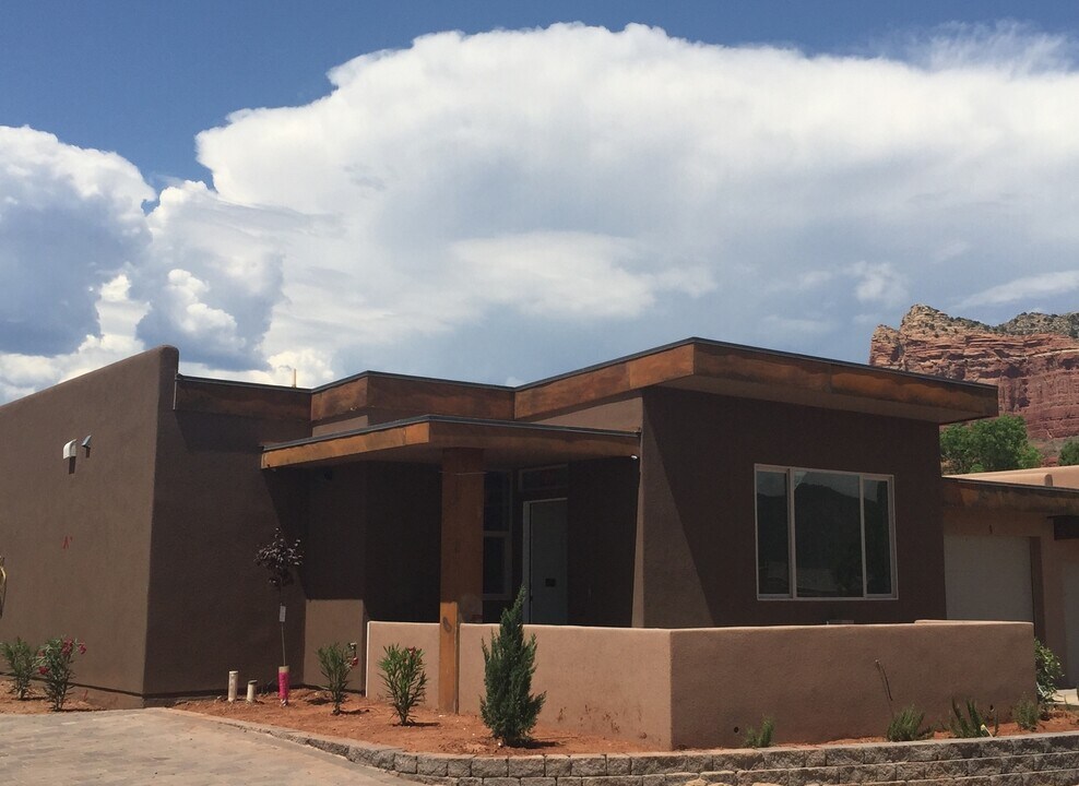 65 Sugarloaf St in Sedona, AZ - Building Photo