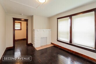 3842 E 68th Terrace in Kansas City, MO - Building Photo - Building Photo