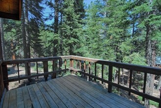 5826 Victoria Rd in Carnelian Bay, CA - Building Photo - Building Photo