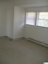 221 S Madison St in Allentown, PA - Foto de edificio - Building Photo