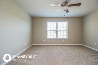 102 Chyntara Dr in La Vergne, TN - Building Photo - Building Photo