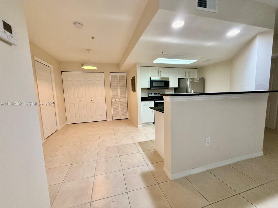 1761 Four Mile Cove Pkwy in Cape Coral, FL - Building Photo