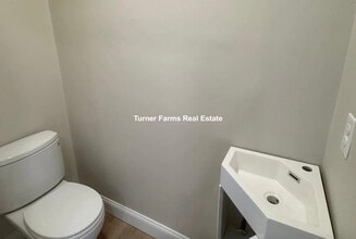 74 Washington St, Unit 8 in Medford, MA - Building Photo - Building Photo