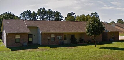 1276 State Hwy 155 in Gilmer, TX - Building Photo - Building Photo