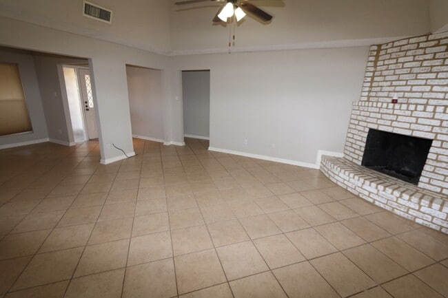 6223 Autumn Forest Dr in Houston, TX - Building Photo - Building Photo