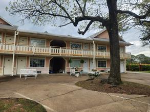 109 Huntsville Rd in Eureka Springs, AR - Building Photo - Building Photo