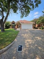 7413 Eastern Dr in Fort Worth, TX - Building Photo