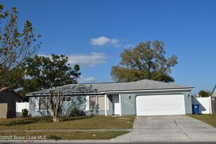 1657 Norwood St NE in Palm Bay, FL - Building Photo