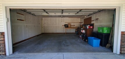 313 Britanna Dr in Belleville, IL - Foto de edificio - Building Photo