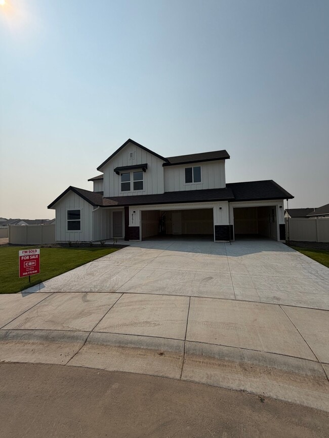 property at 8271 E Presley Ct