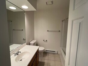 28 Rose Ln in Danbury, CT - Building Photo - Building Photo