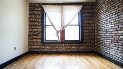 336 Starr St-Unit -2F in Brooklyn, NY - Building Photo - Building Photo
