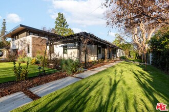 1095 Chula Vista Pl in Pasadena, CA - Building Photo - Building Photo