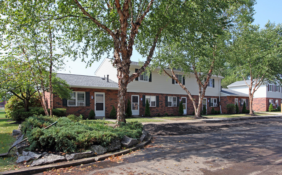 Concord Apartments in Newark, OH - Building Photo