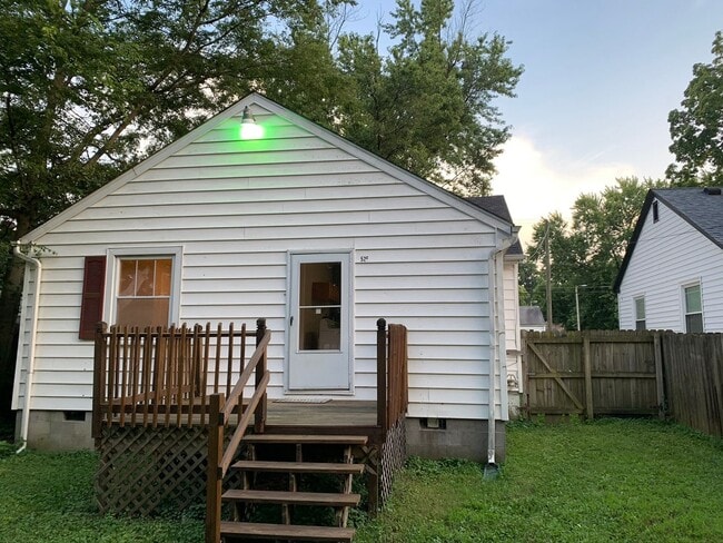 525 W Florence Ave in Louisville, KY - Building Photo - Building Photo