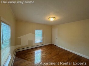 213 Beacon St in Somerville, MA - Building Photo - Building Photo