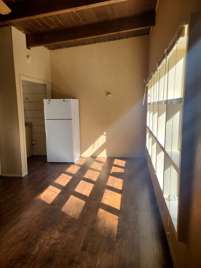 1128 Sonora Ave in South Lake Tahoe, CA - Building Photo - Building Photo