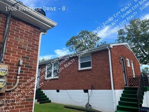 1908 Riverside Dr in Nashville, TN - Building Photo - Building Photo