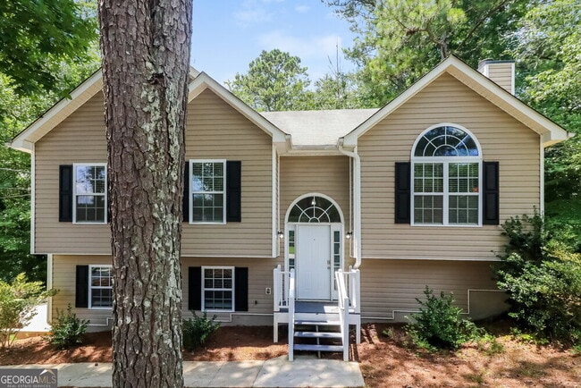 property at 4671 Tradewinds Ct