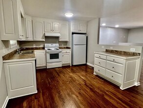 218 Hickory Forest Rd in Chapel Hill, NC - Building Photo - Building Photo