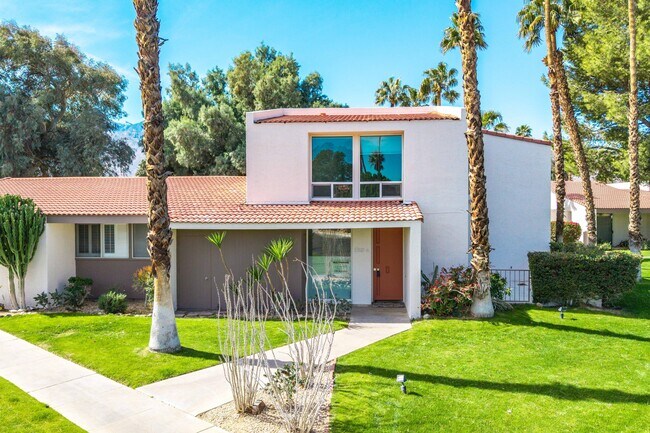 property at 2521 N Whitewater Club Dr