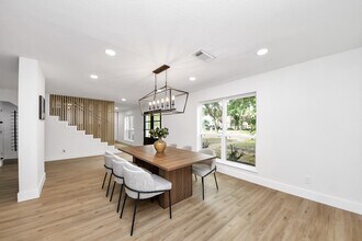 5614 Oakhaven Ln in Houston, TX - Building Photo - Building Photo