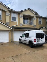 7032 Deer Lodge Cir in Jacksonville, FL - Building Photo - Building Photo