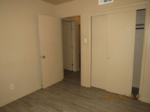3802 NW Dearborn Ave in Lawton, OK - Building Photo - Building Photo