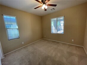 248 Kindly Way in Henderson, NV - Foto de edificio - Building Photo