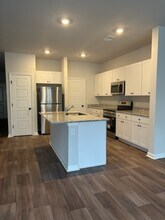 7930 Triggerfish Wy in North Charleston, SC - Building Photo - Building Photo