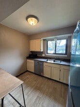 1752 Maple Ridge Rd in Haslett, MI - Building Photo - Building Photo
