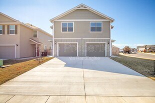 7523 Gramercy Wy in San Antonio, TX - Building Photo