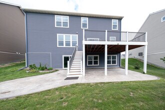 9183 Lighthouse Ln in Woodbury, MN - Building Photo - Building Photo