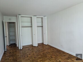 EAST 49 STREET in New York, NY - Building Photo - Building Photo