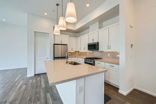 property at 11821 Stone Run Ave